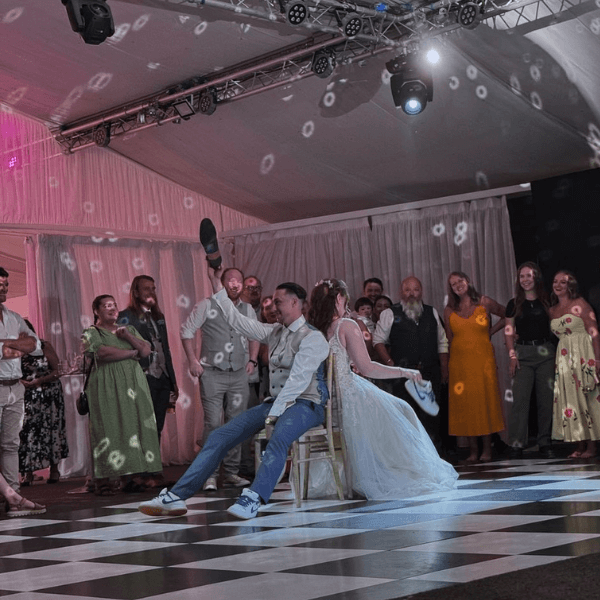 Content Creator for Weddings